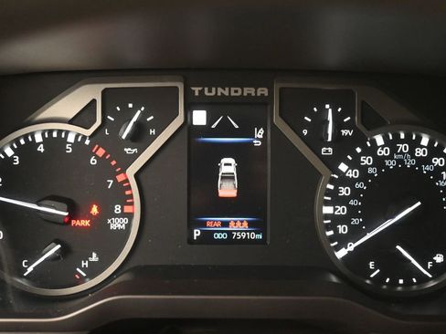 Used 2024 Toyota Tundra SR w/ SR Tow Package image 18