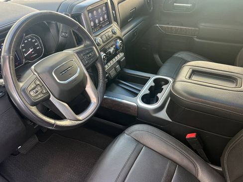 Used 2021 GMC Sierra 1500 Denali w/ Denali Ultimate Package AWD/4WD image 10