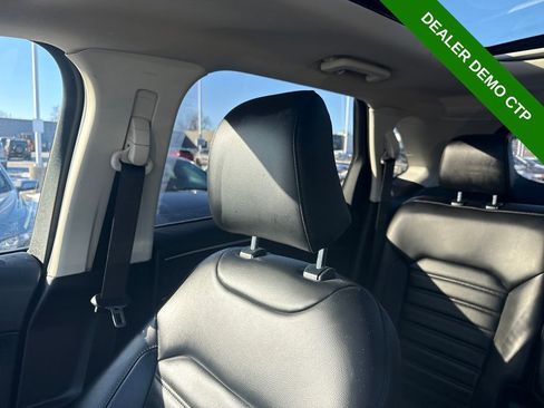 Used 2024 Ford Edge SEL w/ Convenience Package image 26