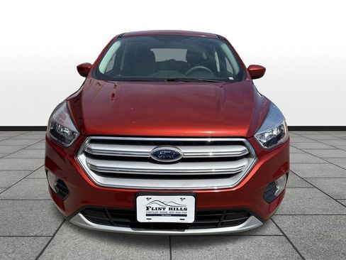 Used 2019 Ford Escape SE FWD image 8