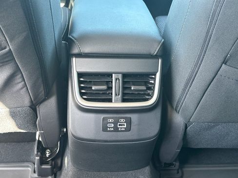 Used 2025 Subaru Outback Premium w/ Popular Package #1A AWD/4WD image 19