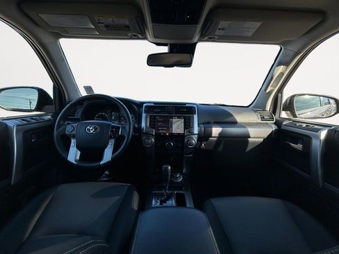 Used 2020 Toyota 4Runner SR5 Premium image 13