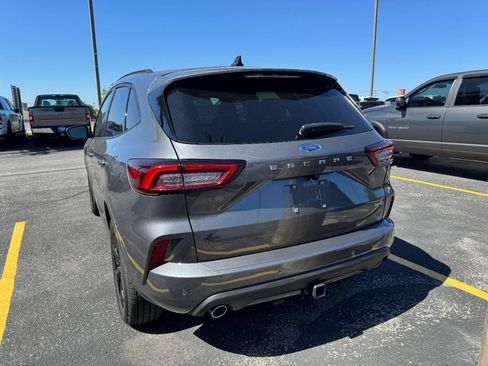 Used 2023 Ford Escape ST-Line Elite w/ Premium Technology Package AWD/4WD image 10