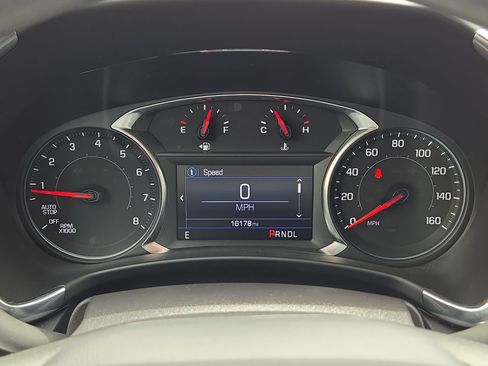 Used 2024 Chevrolet Equinox LT FWD image 20