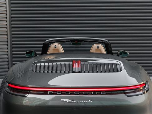 Certified 2020 Porsche 911 Carrera S RWD image 26