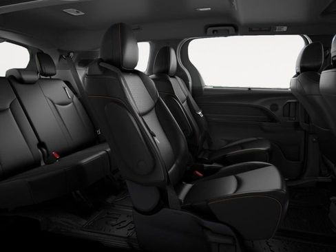 New 2026 Toyota Sienna XLE Woodland Edition AWD/4WD image 21