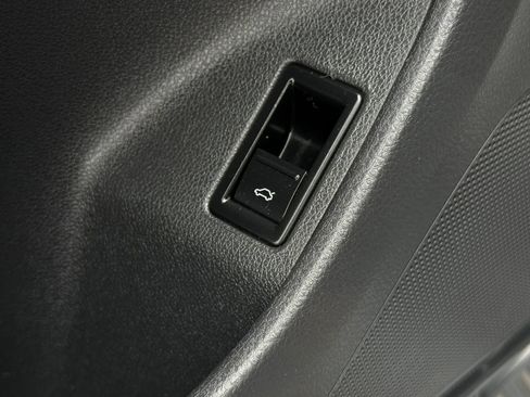 Used 2016 Volkswagen Jetta SE FWD image 28