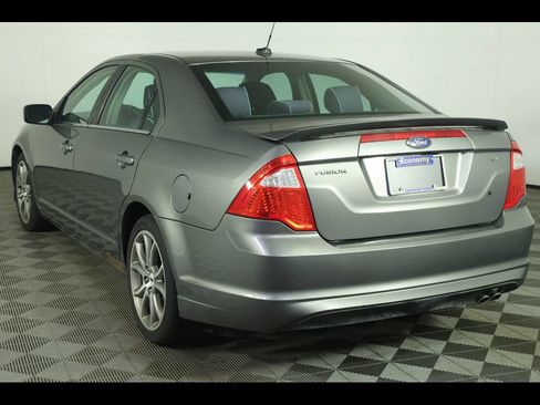 Used 2011 Ford Fusion SE w/ 202A Rapid Spec Order Code FWD image 6