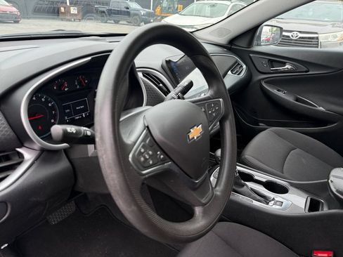 Used 2024 Chevrolet Malibu LT FWD image 27