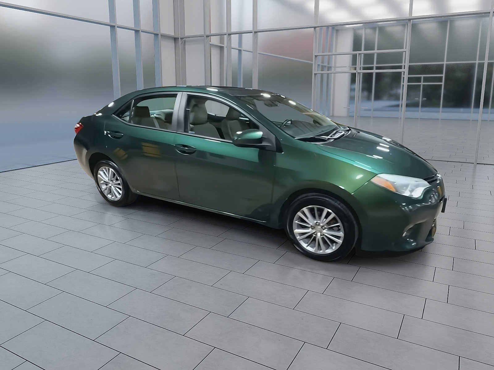 Used 2015 Toyota Corolla LE FWD image 2