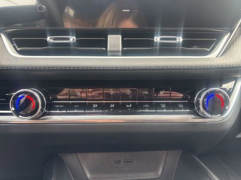 New 2026 Chevrolet Equinox LT image 17