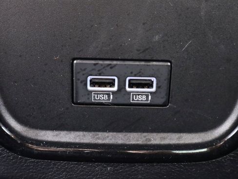 Used 2023 Dodge Charger R/T w/ Blacktop Package image 28