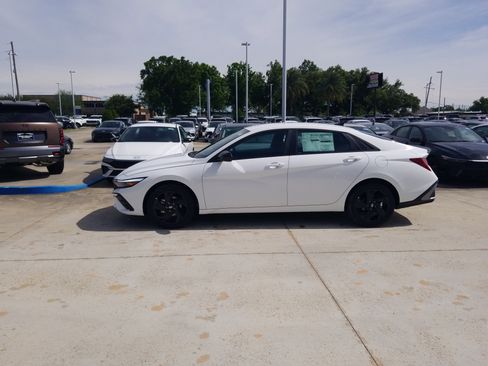 New 2026 Hyundai Elantra Sport w/ Cargo Package FWD image 4
