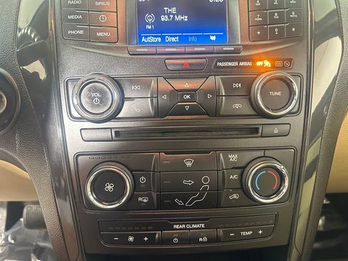 Used 2017 Ford Explorer FWD image 27
