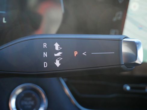 New 2026 Chevrolet Equinox RS w/ LPO, Floor Liner Package image 9