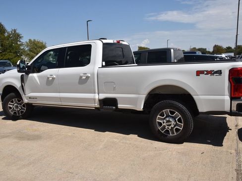 Used 2023 Ford F250 Lariat w/ Lariat Ultimate Package AWD/4WD image 8