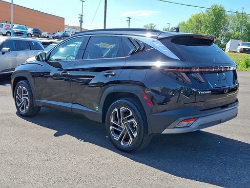 Used 2025 Hyundai Tucson Limited AWD/4WD image 4