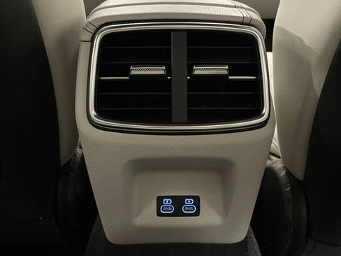 New 2025 Genesis G70 2.5T image 24