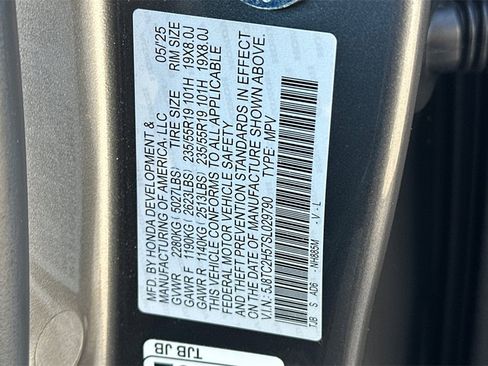 Used 2025 Acura RDX w/ Technology Package image 25