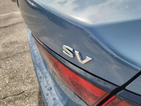 Used 2024 Nissan Sentra SV FWD image 8