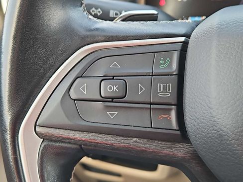 Used 2021 Jeep Grand Cherokee L Limited image 24