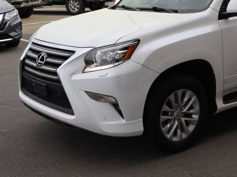Used 2019 Lexus GX 460 Premium image 6