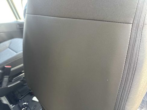 Used 2025 RAM ProMaster 2500 w/ Convenience Group FWD image 15