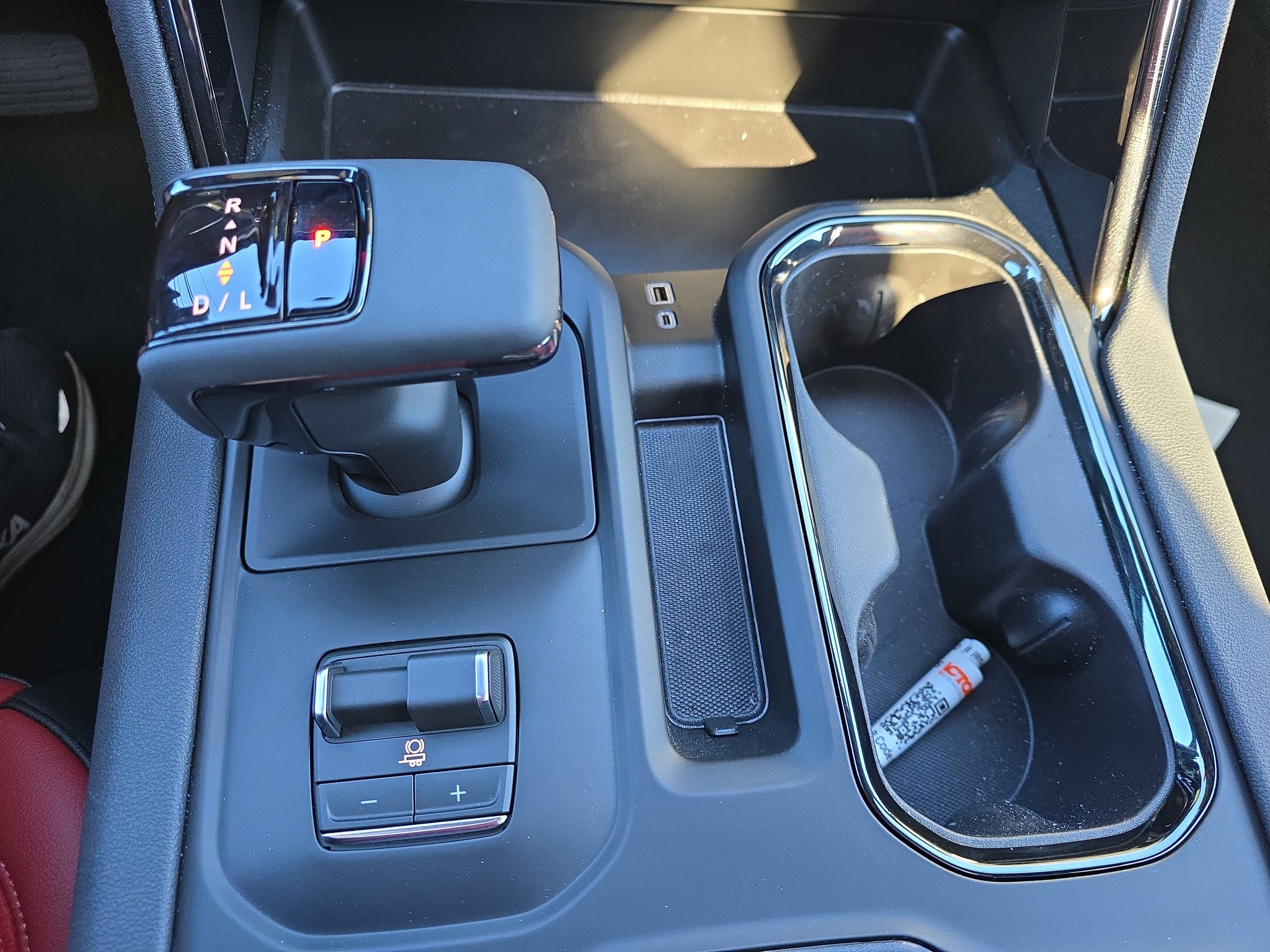 New 2026 GMC Sierra 1500 AT4 w/ AT4 Premium Package AWD/4WD image 39