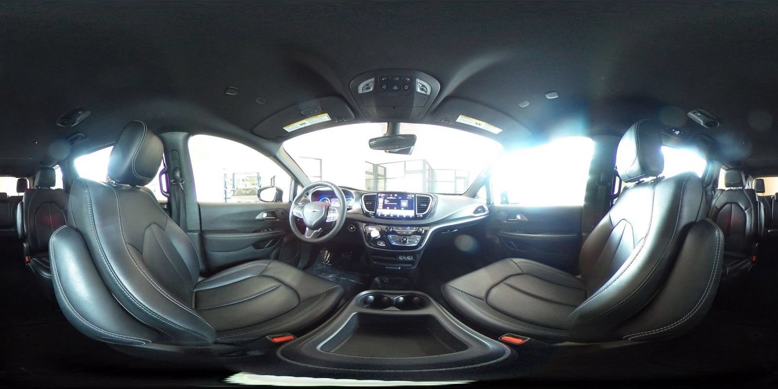 Used 2025 Chrysler Pacifica Select FWD image 43