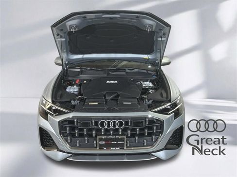 Used 2025 Audi Q8 Premium w/ Convenience Package AWD/4WD image 15