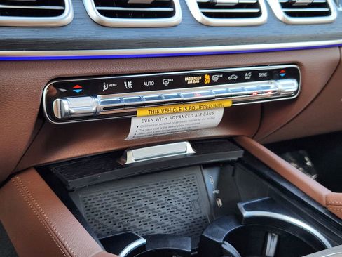 New 2026 Mercedes-Benz GLS 450 4MATIC image 19