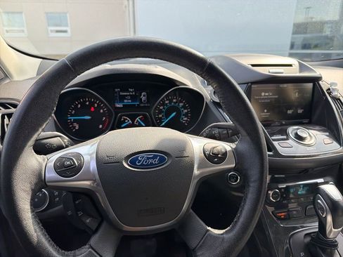 Used 2015 Ford Escape Titanium image 6