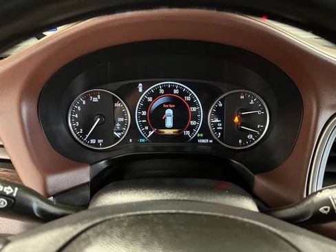 Used 2019 Buick Enclave Avenir w/ Avenir Technology Package AWD/4WD image 25