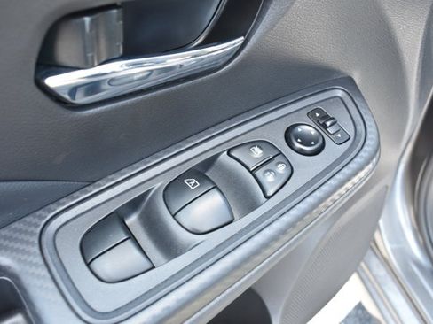 Used 2025 Nissan Versa SV w/ Trunk Package FWD image 12