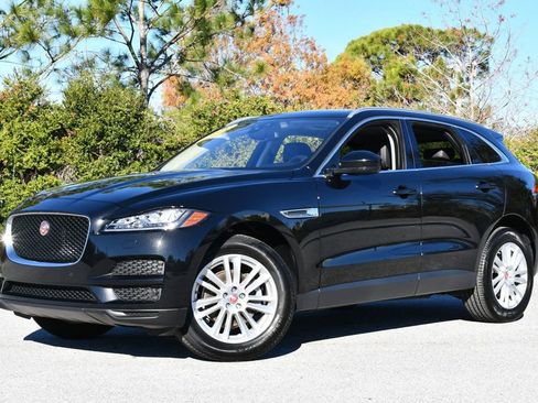 Used 2018 Jaguar F-PACE Prestige image 23
