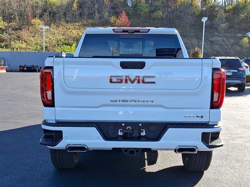 Used 2025 GMC Sierra 1500 AT4 w/ AT4 Premium Package image 5