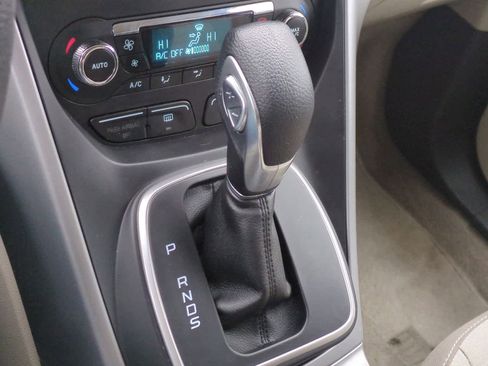 Used 2013 Ford Escape SE image 32