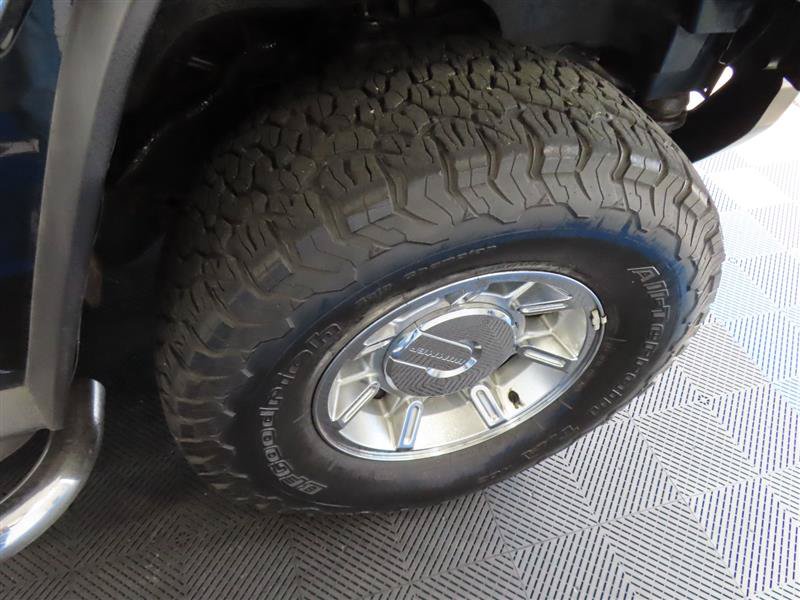 Used 2005 HUMMER H2 w/ Preferred Equipment Group AWD/4WD image 9