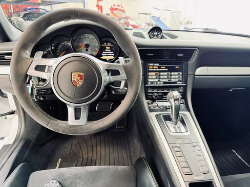 Used 2015 Porsche 911 GT3 RWD image 38
