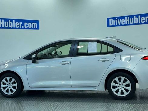 Used 2025 Toyota Corolla LE FWD image 5