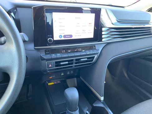 Used 2025 Toyota Camry LE image 17