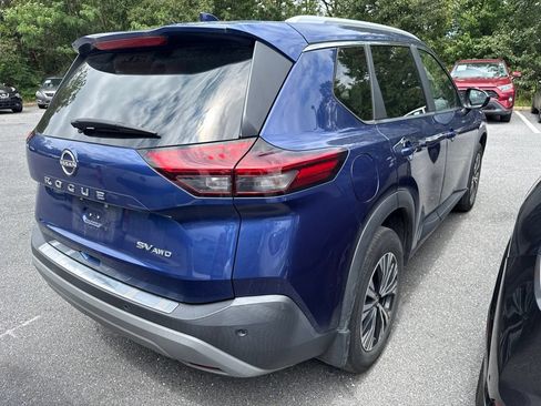 Used 2023 Nissan Rogue SV w/ SV Premium B Package AWD/4WD image 4