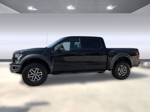 Used 2018 Ford F150 Raptor w/ Equipment Group 802A Luxury AWD/4WD image 2