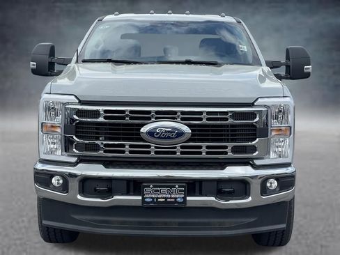 New 2026 Ford F350 XLT w/ FX4 Off-Road Package AWD/4WD image 27