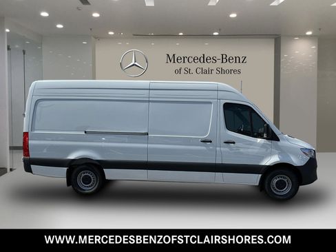 New 2025 Mercedes-Benz Sprinter 2500 image 5
