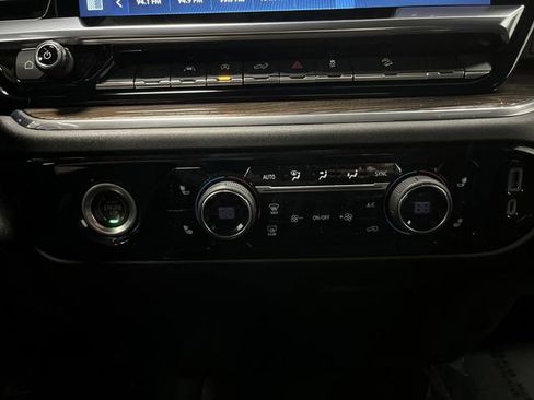 Used 2023 Chevrolet Silverado 1500 RST w/ Z71 Off-Road Package image 19