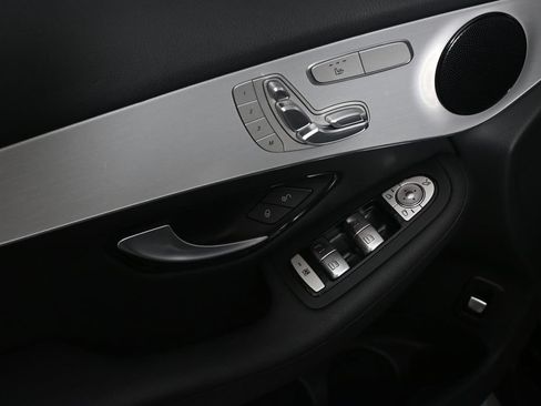 Certified 2022 Mercedes-Benz GLC 300 image 8