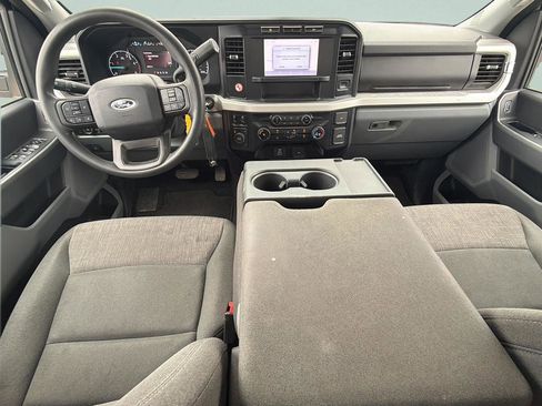 Used 2024 Ford F250 XLT AWD/4WD image 16