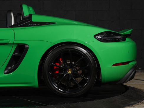 Used 2023 Porsche 718 Boxster Spyder RWD image 10