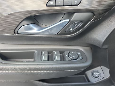 Certified 2023 GMC Terrain SLT w/ Elevation Edition FWD image 19